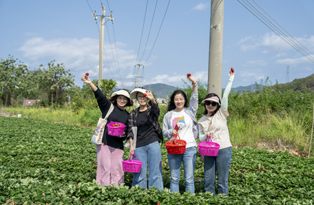 19.深海科學與工程研究所開展“巾幗逐夢立新功”三八節(jié)系列活動