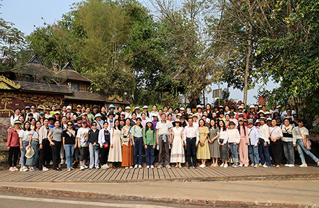 27.中國科學院西雙版納熱帶植物園開展“科苑女性活動月”系列活動——巾幗奮進 助力鄉(xiāng)村振興新篇章