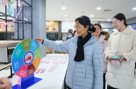 68.腦智卓越中心婦委舉辦“科妍悅色 腦智芳華”主題系列活動