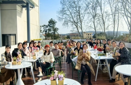 84.春風如你 熠熠芳華?武漢植物園開展“科苑女性月”系列活動