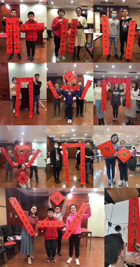 現(xiàn)場(chǎng)贈(zèng)墨