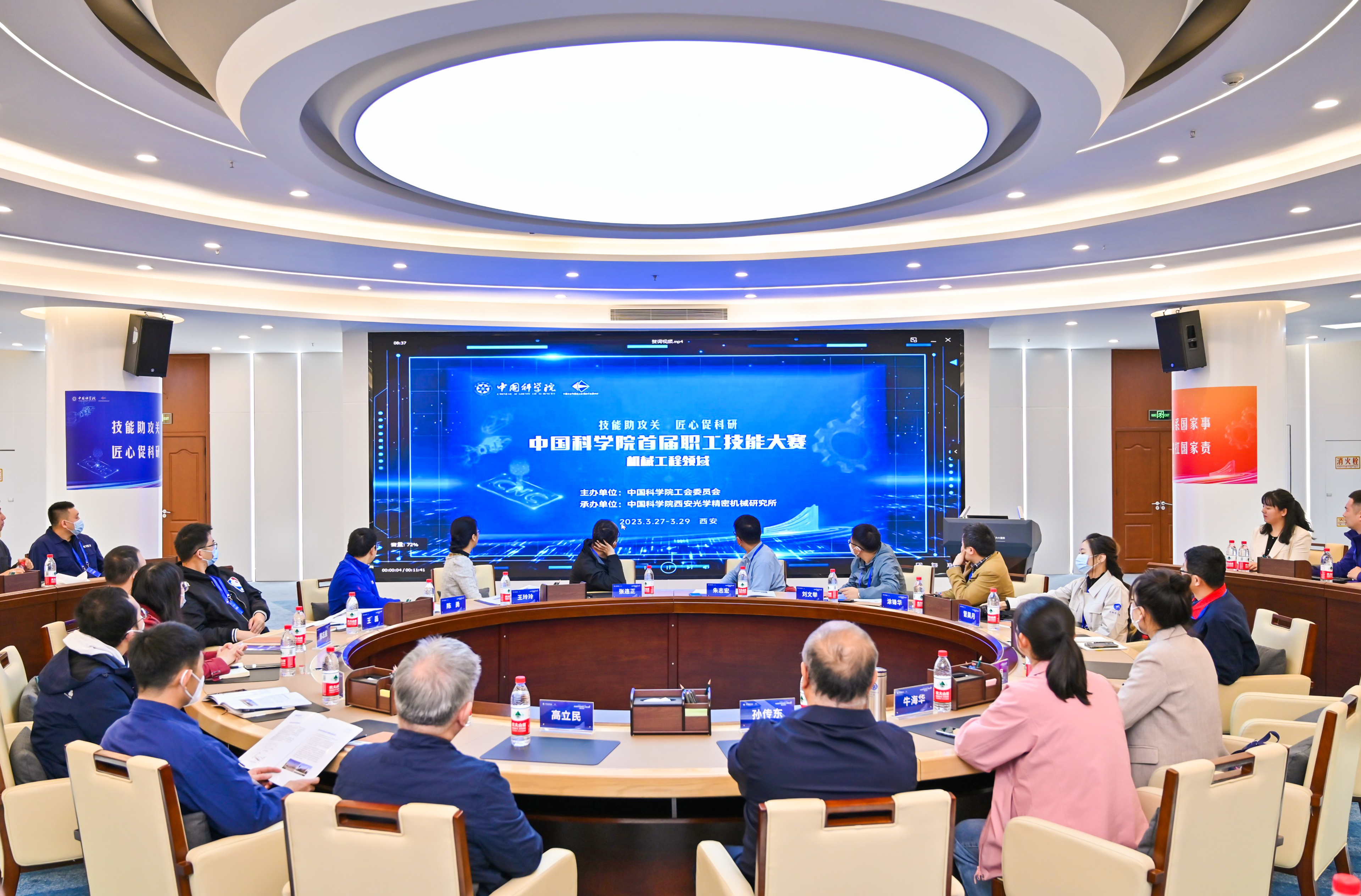 新聞?wù)掌? /></a>
                            </div>
                            <a href=